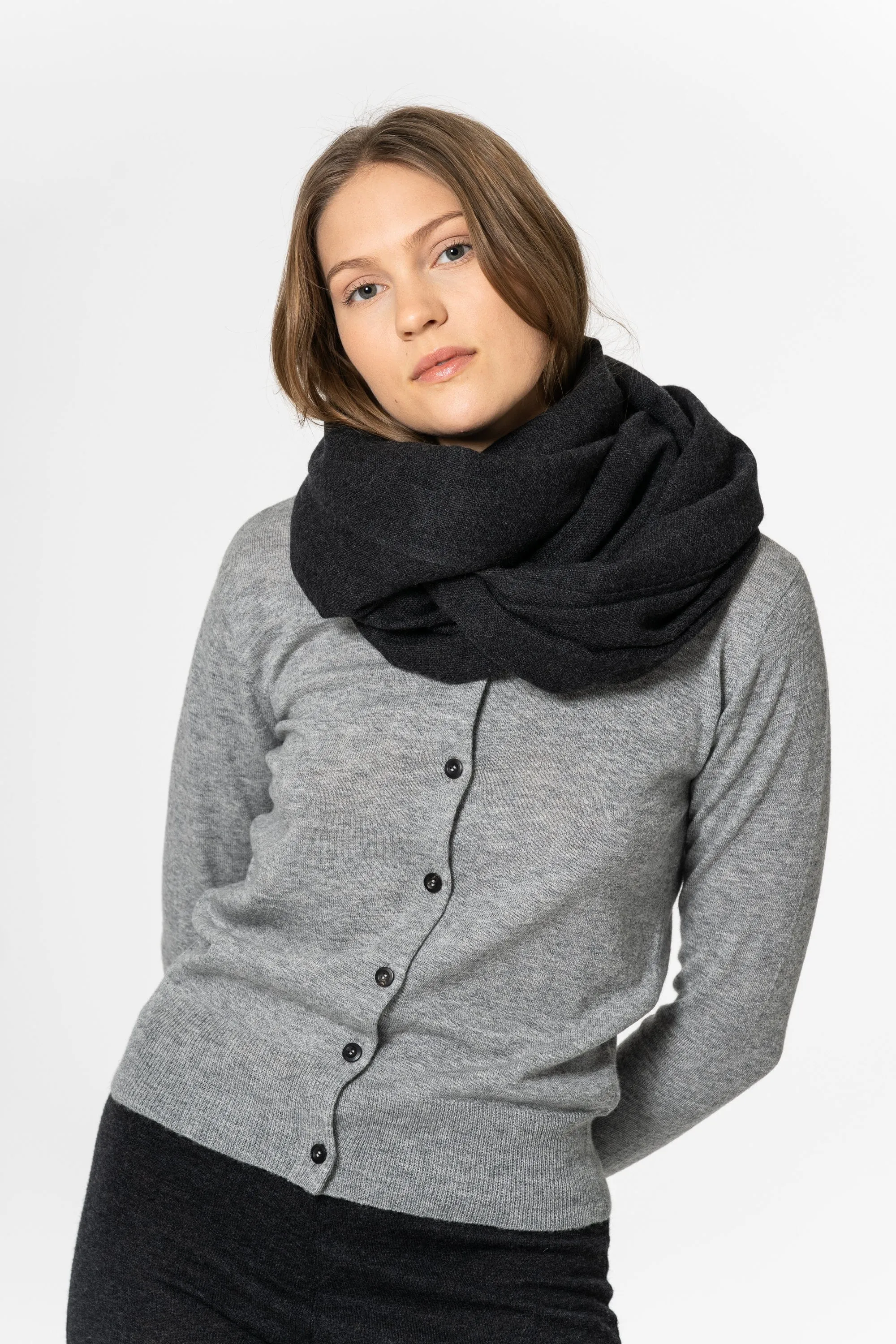 Dinadi Merino Woven Scarf - Onyx Grey
