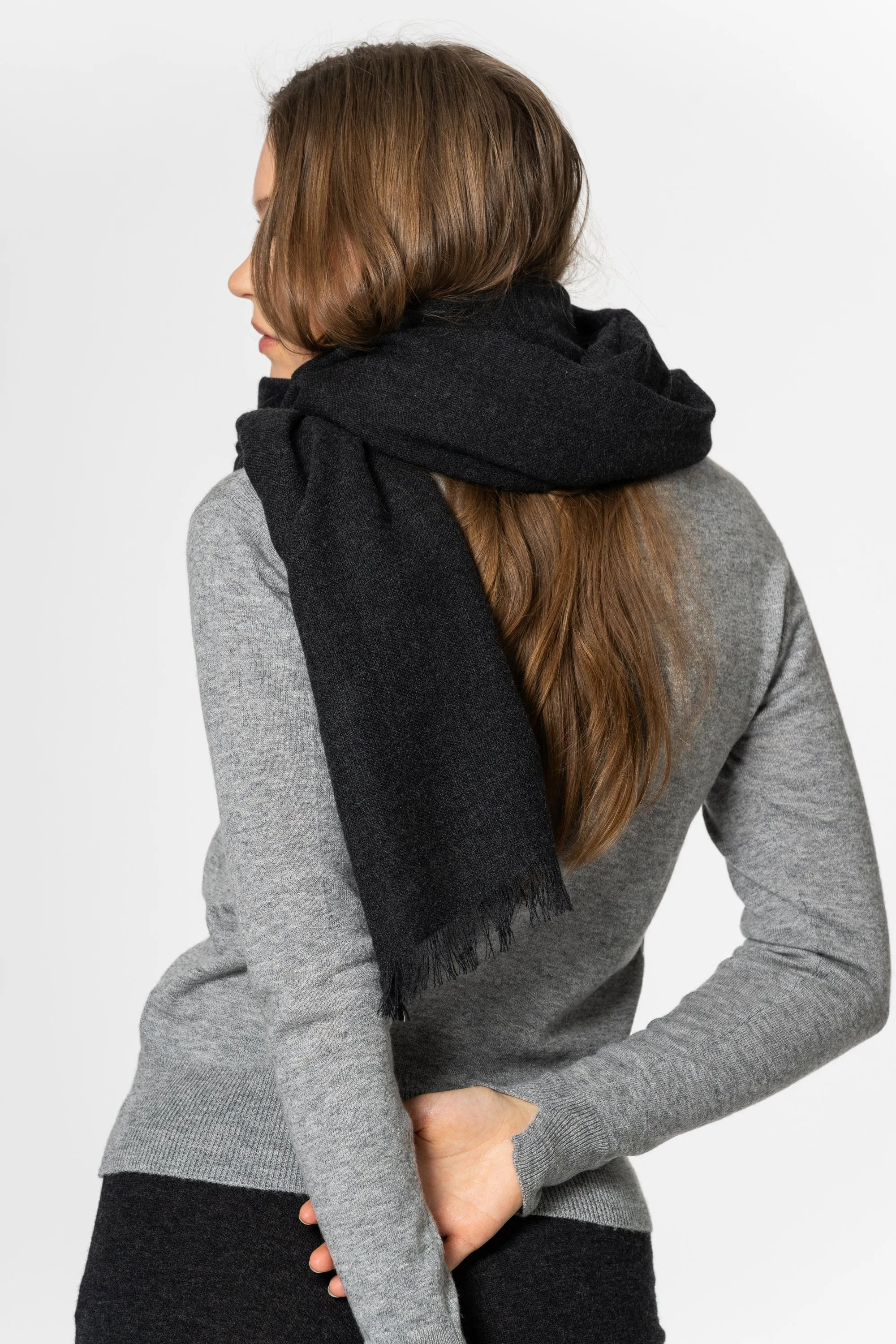 Dinadi Merino Woven Scarf - Onyx Grey