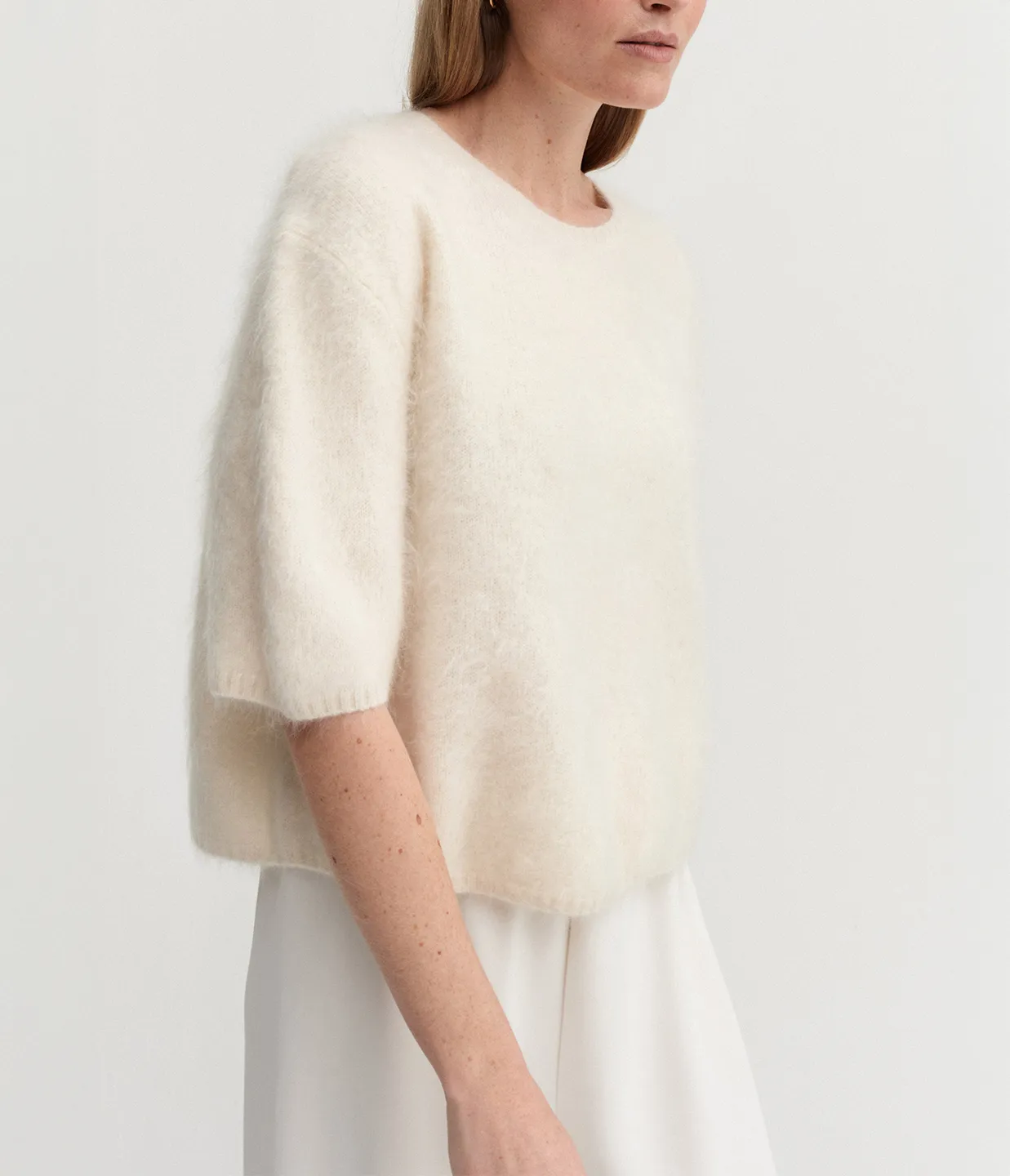 Fei Brushed Cashmere T-shirt in Cream